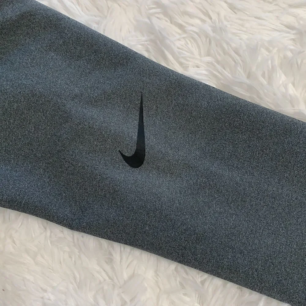 Nike Pro Active Wear Top(Size Medium)